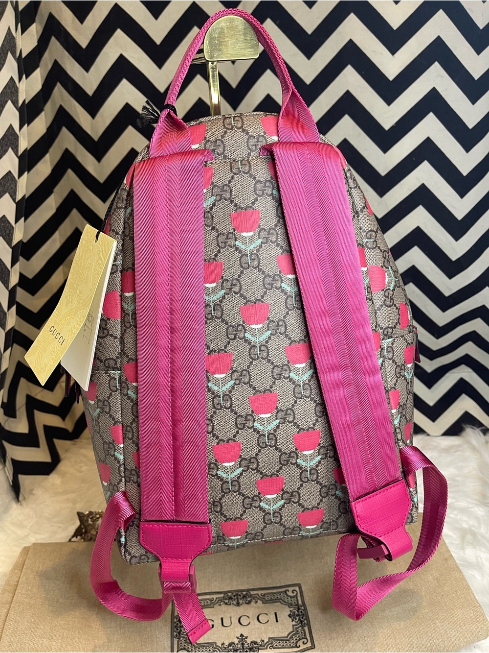 Pristine Gucci x Kim Seung-yeon GG Supreme Tulip Mini Backpack, With Dust Bag - Picture 2 of 16